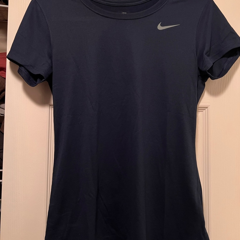 Brand new Nike top